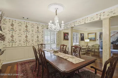 Dining - 235 Brae Burn Dr, Jackson, MS 39211 photo 3 of 7