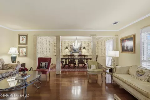 Dining - 235 Brae Burn Dr, Jackson, MS 39211 photo 1 of 7