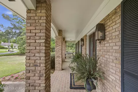 Exterior - 235 Brae Burn Dr, Jackson, MS 39211 photo 2 of 17