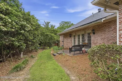 Exterior - 235 Brae Burn Dr, Jackson, MS 39211 photo 17 of 17