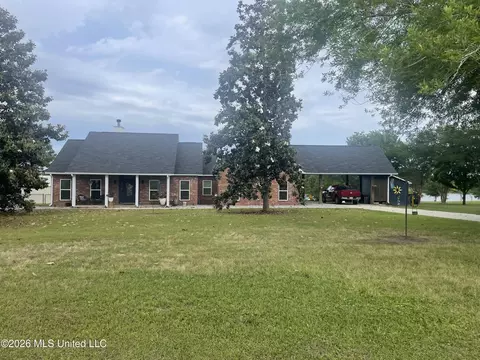 11232 Jason Dr, Pass Christian, MS 39571