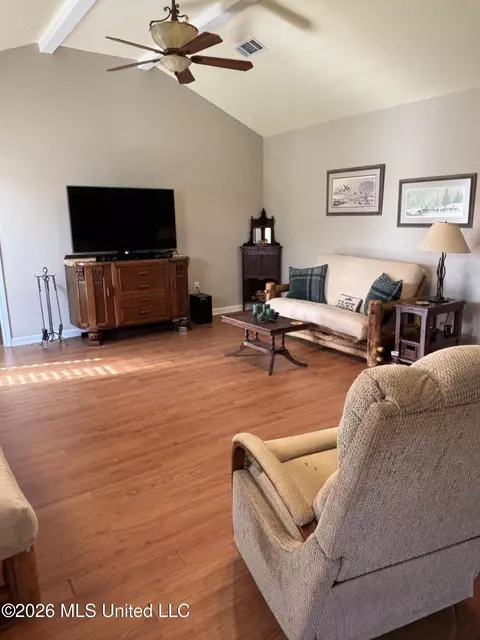 Living - 1024 Walker Ln, Summit, MS 39666 photo 2 of 3