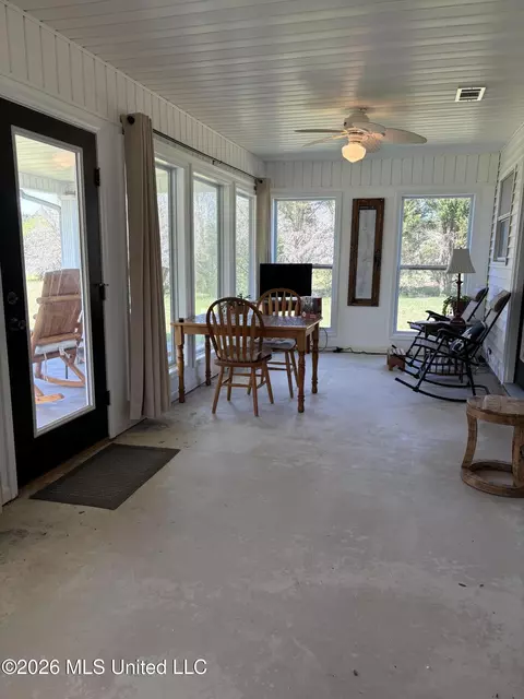 Exterior - 1024 Walker Ln, Summit, MS 39666 photo 3 of 7
