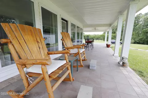 Exterior - 1024 Walker Ln, Summit, MS 39666 photo 2 of 7