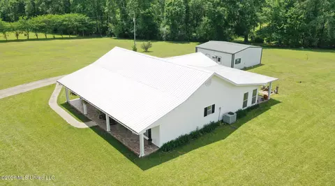 Other - 1024 Walker Ln, Summit, MS 39666 photo 7 of 8