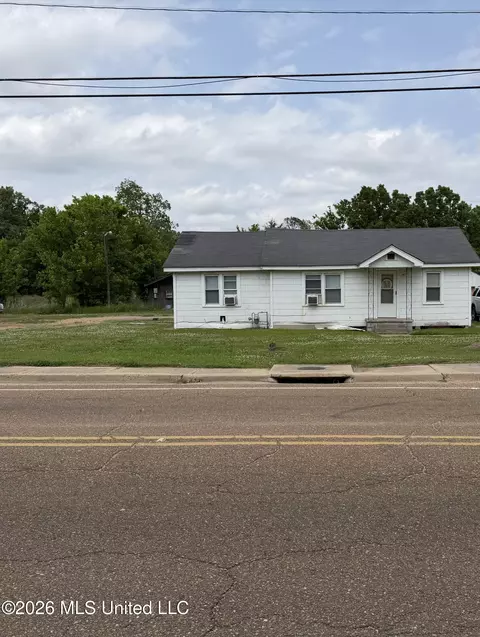 2011 Carrollton Ave, Greenwood, MS 38930