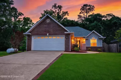 11607 Creekside Cv, Gulfport, MS 39503