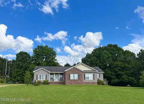 388 Padgett Rd, Magee, MS 39111
