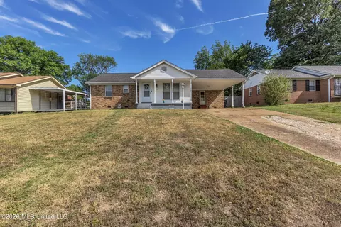 1442 Vicksburg Dr, Southaven, MS 38671