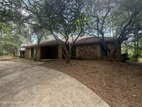 145 Margaret Ln, Florence, MS 39073