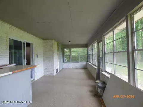 Exterior - 88 E Wilderness Rd, Natchez, MS 39120 photo 1 of 3