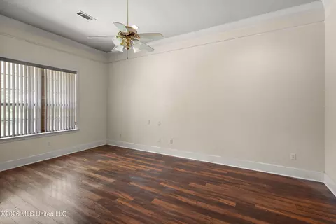 Living - 241 Heathway Cv, Byram, MS 39272 photo 5 of 5