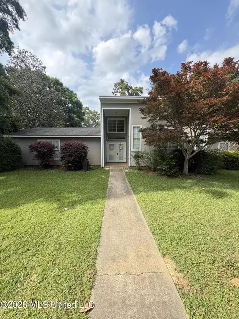 804 North St, Mccomb, MS 39648