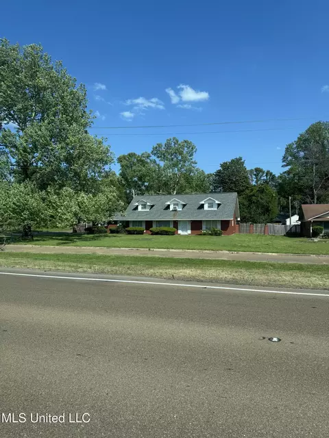 2255 N Sunset Dr, Yazoo City, MS 39194