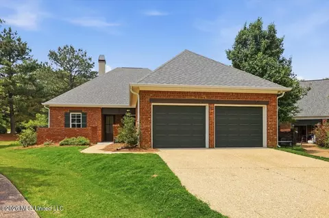 151 Camden Ct, Madison, MS 39110