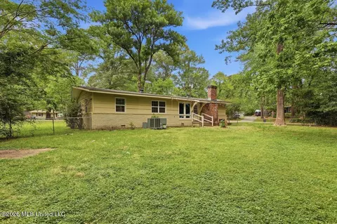 Exterior - 1649 E Northside Dr, Jackson, MS 39211 photo 3 of 6