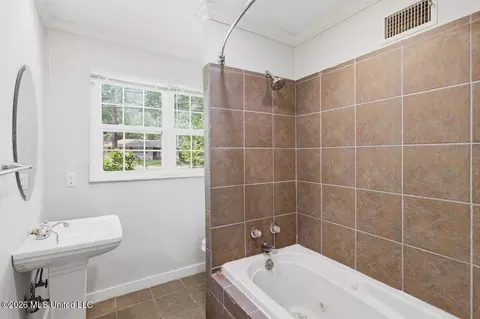 Bath - 1649 E Northside Dr, Jackson, MS 39211 photo 1 of 2