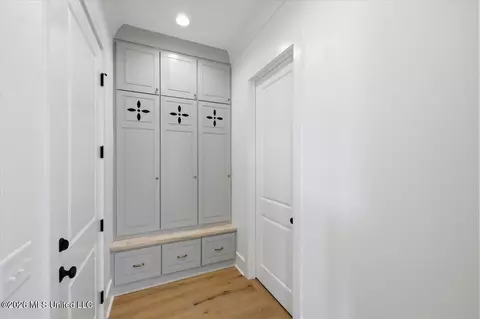 Entry Way - 137 View Pointe Dr, Clinton, MS 39056 photo 3 of 5
