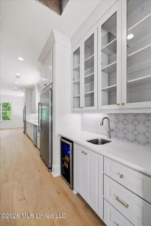 Kitchen - 137 View Pointe Dr, Clinton, MS 39056 photo 5 of 5