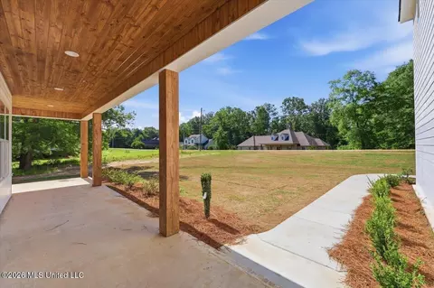 Exterior - 137 View Pointe Dr, Clinton, MS 39056 photo 5 of 14