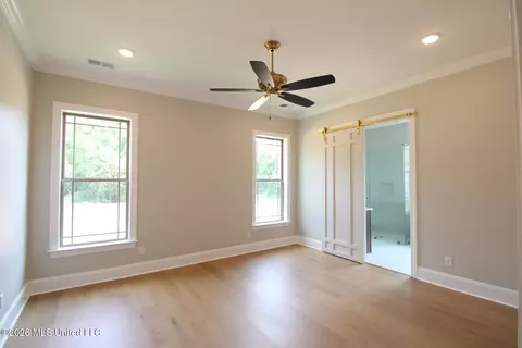 Bedroom - 282 Oakworth Dr, Hernando, MS 38632 photo 1 of 2