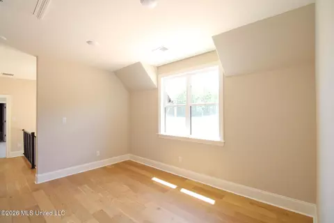 Bedroom - 5220 Sophia Ln, Hernando, MS 38632 photo 1 of 3