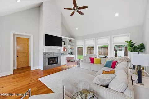 Living - 1009 Sapphire Xing, Flowood, MS 39232 photo 1 of 1