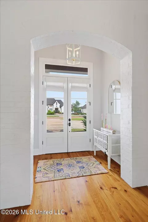 Entry Way - 1009 Sapphire Xing, Flowood, MS 39232 photo 1 of 3