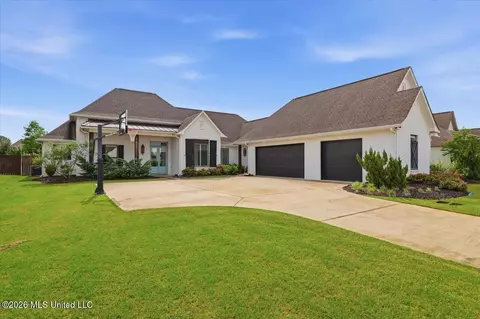 1009 Sapphire Xing, Flowood, MS 39232