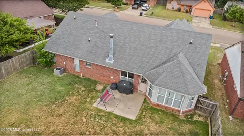 View/Area - 6365 Oak Leaf Dr, Olive Branch, MS 38654 photo 4 of 4