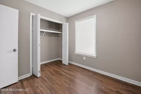 Bedroom - 3009 Suncrest Dr, Jackson, MS 39212 photo 5 of 11