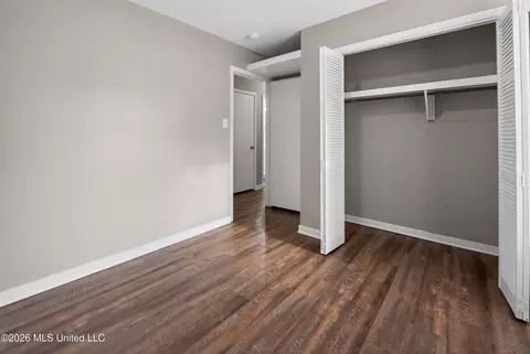 Bedroom - 3009 Suncrest Dr, Jackson, MS 39212 photo 4 of 11