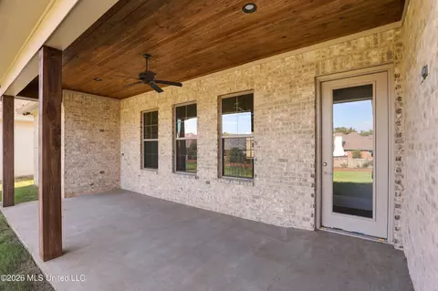 Exterior - 258 Caroline Blvd, Madison, MS 39110 photo 5 of 10
