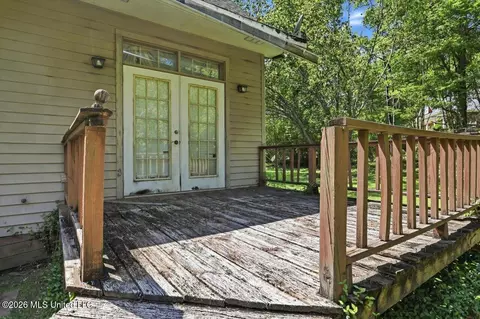 Exterior - 112 Michel St, Brandon, MS 39042 photo 6 of 10