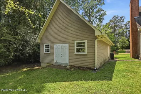 Exterior - 112 Michel St, Brandon, MS 39042 photo 8 of 10