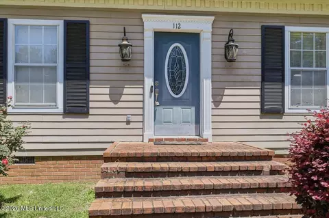 Exterior - 112 Michel St, Brandon, MS 39042 photo 4 of 10