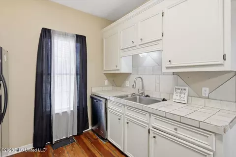 Kitchen - 112 Michel St, Brandon, MS 39042 photo 1 of 4