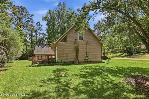 Exterior - 112 Michel St, Brandon, MS 39042 photo 9 of 10