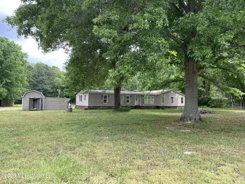 13190 Taylor Mills Rd, Byhalia, MS 38611