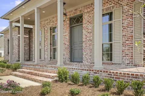 208 Parke Dr, Ridgeland, MS 39157