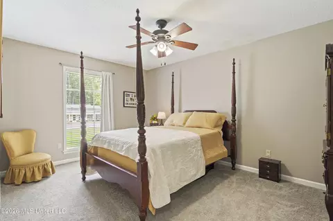 Bedroom - 4513 Big Horn Dr, Nesbit, MS 38651 photo 3 of 5