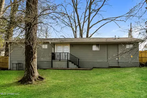 620 Heather Ln, Jackson, MS 39206 photo 4