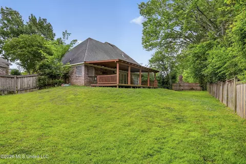 Exterior - 668 Hazelton Dr, Madison, MS 39110 photo 7 of 9