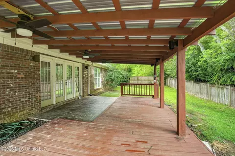 Exterior - 668 Hazelton Dr, Madison, MS 39110 photo 6 of 9