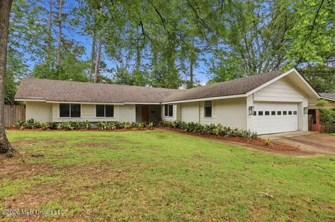 163 Chippewa Cir, Jackson, MS 39211
