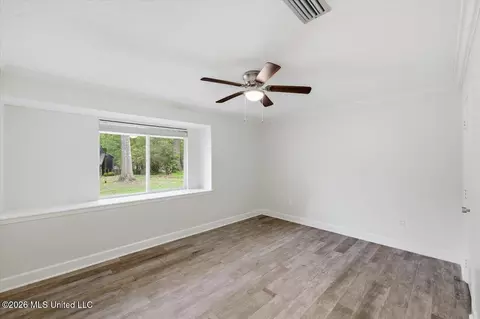 Bedroom - 163 Chippewa Cir, Jackson, MS 39211 photo 2 of 4