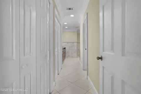 Entry Way - 1100 E Beach Blvd, Long Beach, MS 39560 photo 5 of 6