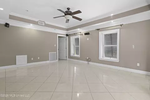Living - 1100 E Beach Blvd, Long Beach, MS 39560 photo 3 of 8