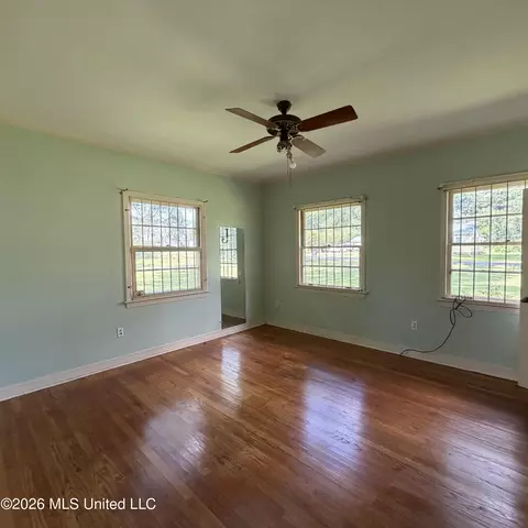 260 N Davis St, Forest, MS 39074 photo 11