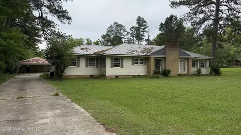 260 N Davis St, Forest, MS 39074 photo 2